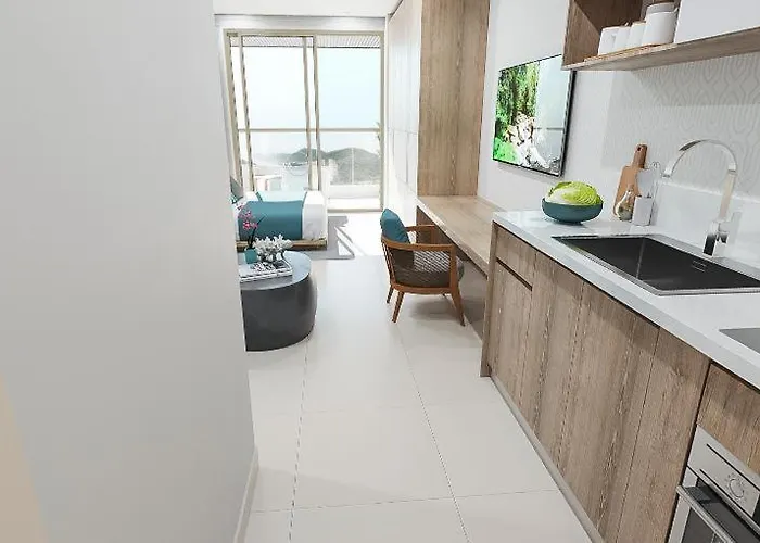 Breathtaking Ocean Front Beach Condo In Rodadero Beach